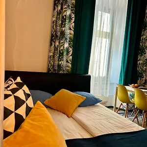 Vintage Senacka Apartament